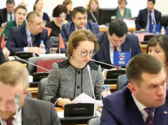 В Волгограде произведут обрезание депутатов