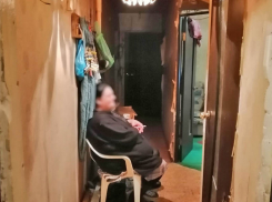 51-летняя волгоградка обвиняется в содержании дома наркопритона