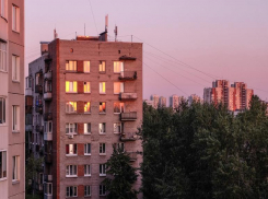 На глазах у дочери жестоко убили ее мать в Волгоградской области: 14 ударов ножом