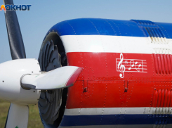 В Санкт-Петербурге посадке волгоградского самолета помешал луч лазера