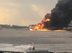 Бутылка воды и носовой платок на несколько секунд продлят вашу жизнь при авиакатастрофе, - волгоградский профессор