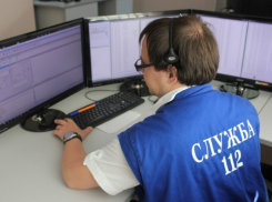 Спасатели достали из погреба волгоградку с помощью альпинистского снаряжения