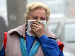 На севере Волгограда жители задыхаются от удушающего химического запаха