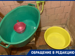 «Купаемся в кипятке, стираем вручную»: общежитие в Волгограде вторую неделю выживает без холодной воды