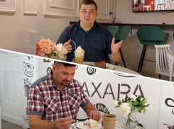 Идеальный десерт ищут в Волгограде: кондитерские сошлись в битве на «Блокноте»
