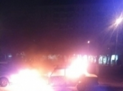 На севере Волгограда пожарные тушили ВАЗ-2107