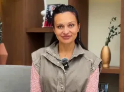 Альтернативу для юбок на волгоградскую весну нашла стилист Ветрова