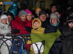 «Последнюю электричку брали штурмом»: волгоградцы назвали 6 провалов в организации 80-летия Сталинградской победы