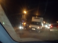 «Газель» снесла столб в Волгограде