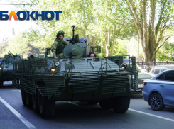 Колонна военной техники проехала по центру Волгограда 