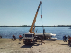 Обнаружено тело одиннадцатой погибшей в столкновении катера и баржи в Волгограде