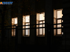 Избитый юношей волгоградец попал в больницу за крики под окном