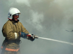 В пятиэтажке Волгограда пожар: эвакуировано 30 человек
