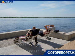 Разлив Волги затопил набережную и превратил Волгоград в курорт