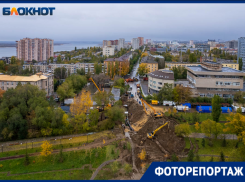 «Плачем, только слезами умываемся»: масштаб 5-го дня коммунального ЧП в пойме Волгограда с высоты