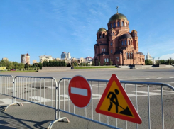 Главную площадь Волгограда закрыли для проезда