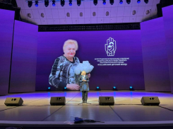 В Волгограде почтили память главной защитницы детей Раисы Скрынниковой
