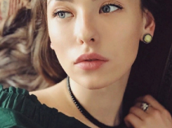 Поклонники волгоградки Анастасии Ивановой пришли в ступор от её поэтического «шедевра»