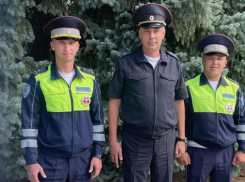 Потерявшему сознание волгоградскому водителю спасли жизнь инспекторы ГАИ