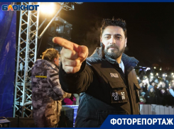 Группа «Корни» бесплатно выступила перед волгоградцами: яркий фоторепортаж с Ангарского