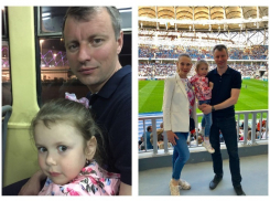 На трамвае уезжал замглавы Волгограда с женой и дочкой после матча 