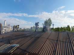В Волгограде тушили пожар в цеху «Красного Октября»