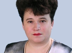 Умерла волгоградский учитель Сухорученко с 30-летним стажем