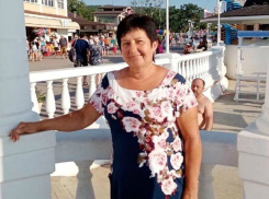 Для воспитательницы с 17-летним стажем родственники ищут донора антиковидной плазмы в Волгограде