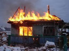 При пожаре на юге Волгограда погиб мужчина