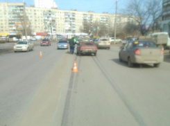 В Волгограде 18-летний водитель на ВАЗ-2109 сбил пенсионерку