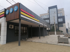 Новый стиль городских остановок показали волгоградцам