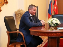 Волгоградка просит губернатора купить ей машину