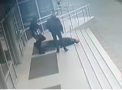 Дагестанец убил посетителя караоке в центре Волгограда: шок-видео