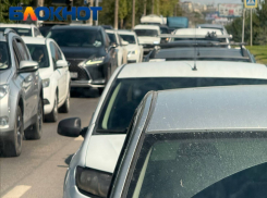 Жуткую пробку вызвало ДТП с шестью авто в час пик в Волгограде 
