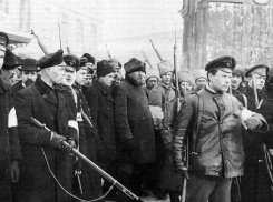 Банды австрийцев, поляков и анархисты Сибири: Царицын после революции