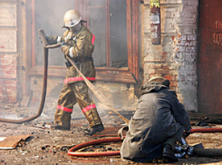 В Краснооктябрьском районе Волгограда из-за пожара эвакуировали 15 человек