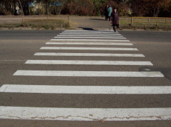 В Волжском водитель Хендай Акцент сбил мужчину на пешеходном переходе