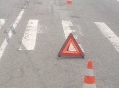 Под Волгоградом водитель сбил 53-летнюю пешехода и скрылся с места ДТП