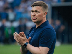 Алексей Стукалов уволен с должности главного тренера «Ротора»