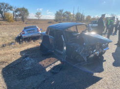 В «шестерке» ехали 8 человек: подробности смертельного ДТП под Волгоградом, где погибли люди