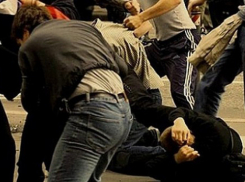 Русские и чеченцы устроили массовую драку около кафе «Русский двор» под Волгоградом 