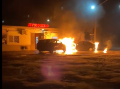 В Урюпинске бывший муж спалил автомобиль жены и облил бензином пятилетнего ребенка