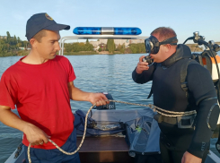 Утонувшую женщину ищут водолазы под Волгоградом 
