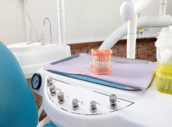 Сотрудники стоматологии в Камышине бьют тревогу из-за заболевших COVID-19 коллег