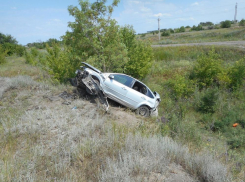 Пьяный 17-летний парень  на отцовском Ford Focus попал в ДТП под Волгоградом