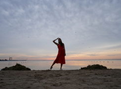 Шанс что-то поменять в своей жизни: большой гороскоп на август от астролога 