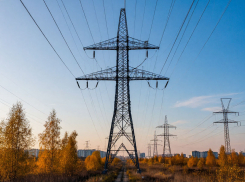 Обломки беспилотника повредили линию электропередачи под Волгоградом в ходе массированной атаки