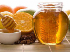 В Волгограде иностранец «продал» мед пенсионерам за 50 тысяч