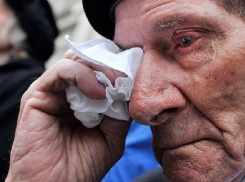 Волгоградка втерлась в доверие к 90-летнему ветерану и продала его квартиру своему сыну
