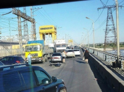 Массовая авария на плотине Волжской ГЭС: пробка в обе стороны